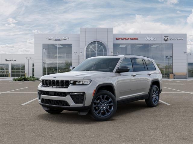 New 2026 Silver Zynith Exterior Paint Jeep  image 27