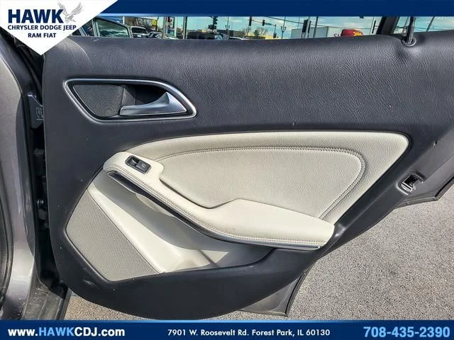 Used 2019 Gray Mercedes-Benz GLA 250 image 22