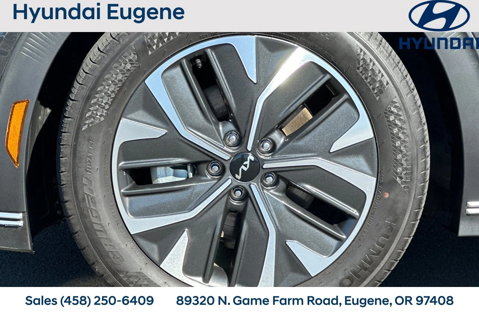 Used 2023 Gray Kia Light image 35