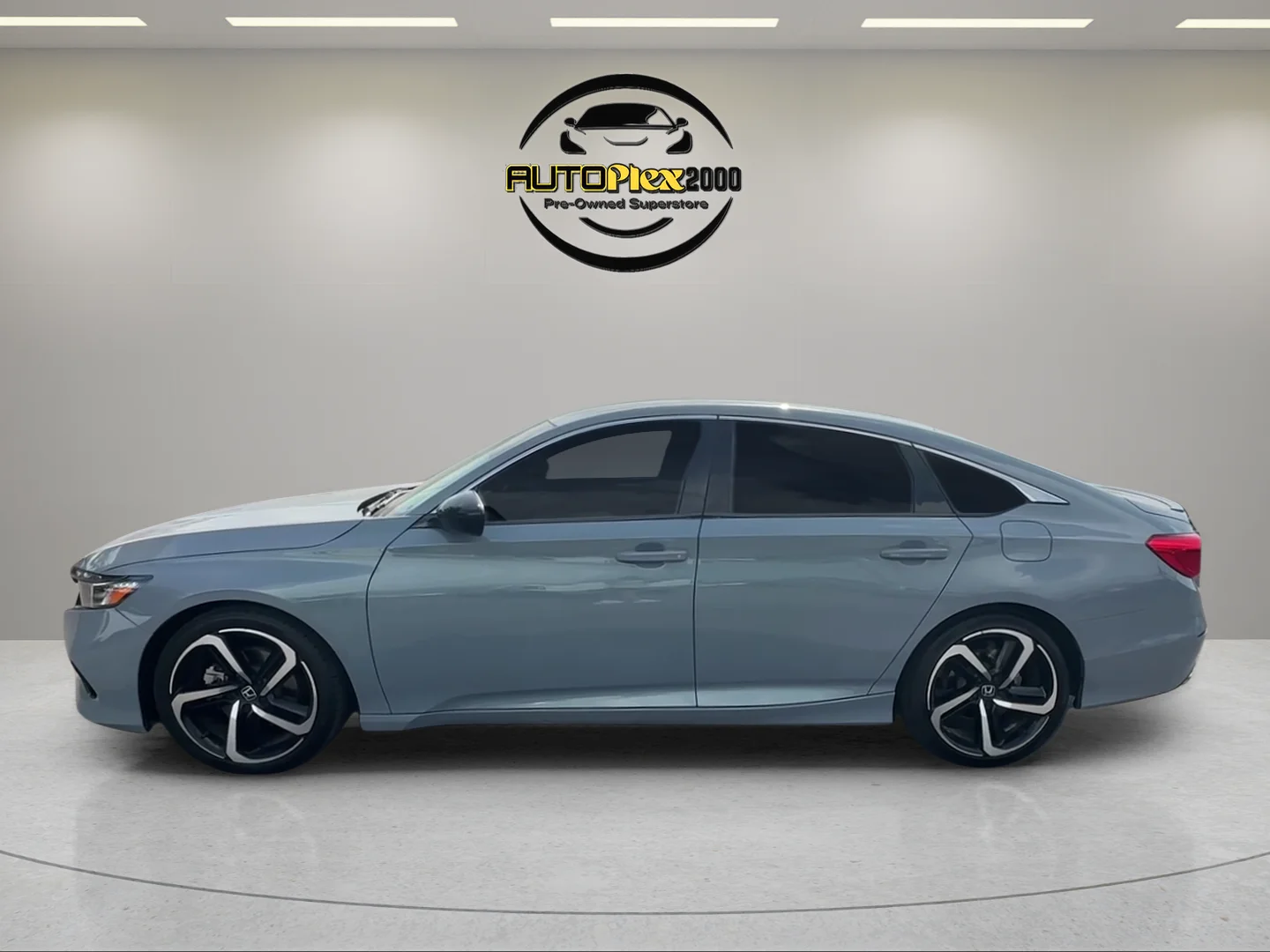 Used 2021 Blue Honda Sport Special Edition image 4
