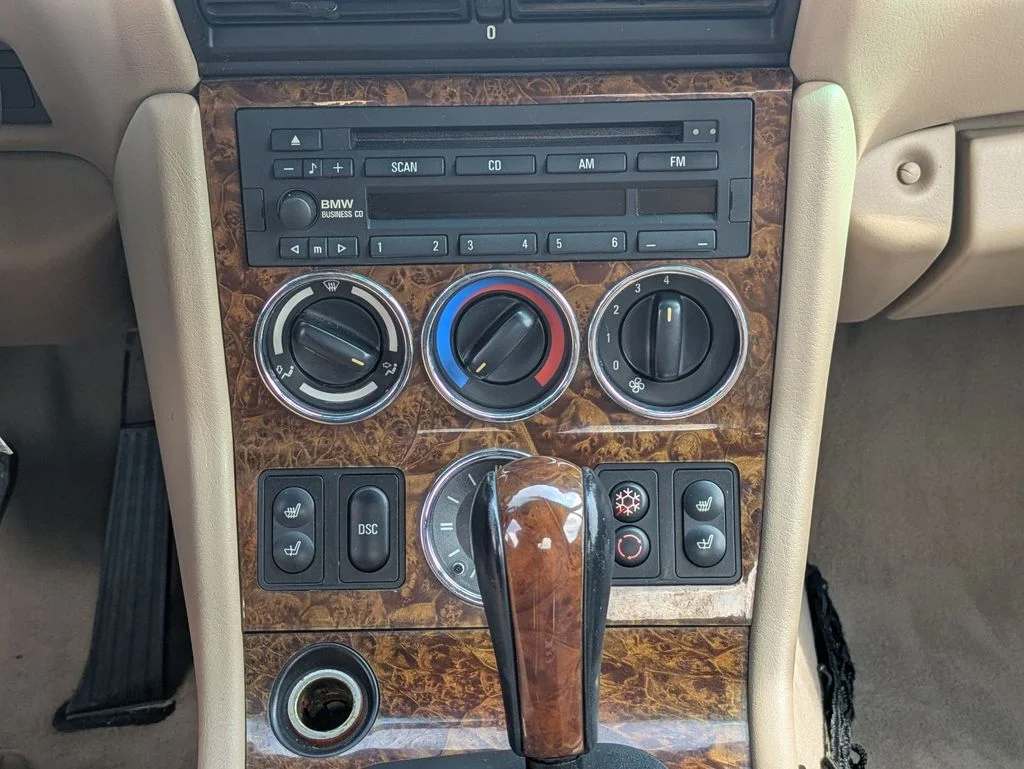 Used 2000 Blue BMW 2.3 image 13
