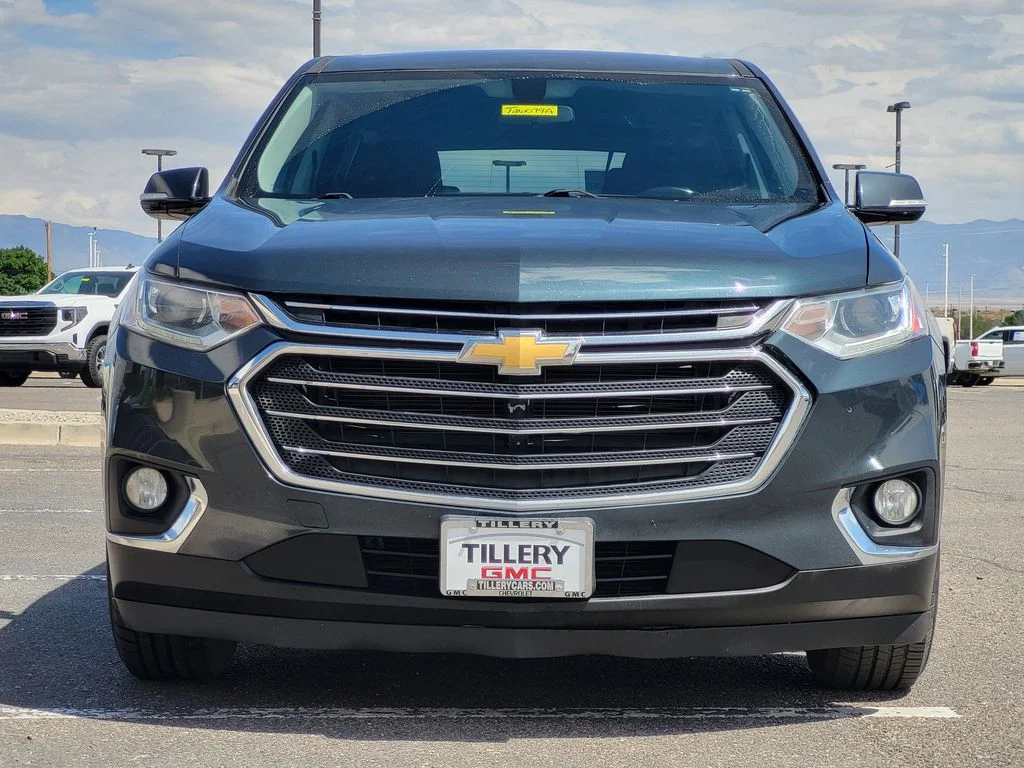 Used 2019 GRAPHITE METALLIC Chevrolet LT Cloth image 3