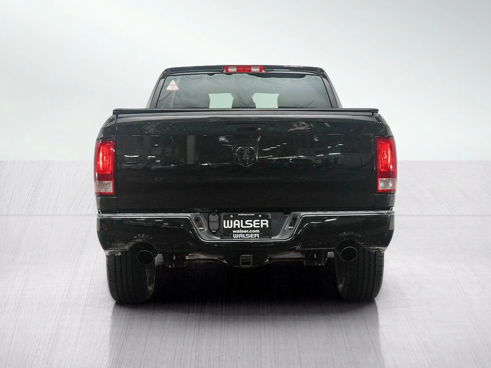 Used 2018 Brilliant Black Crystal Pearlcoat Ram Express image 5