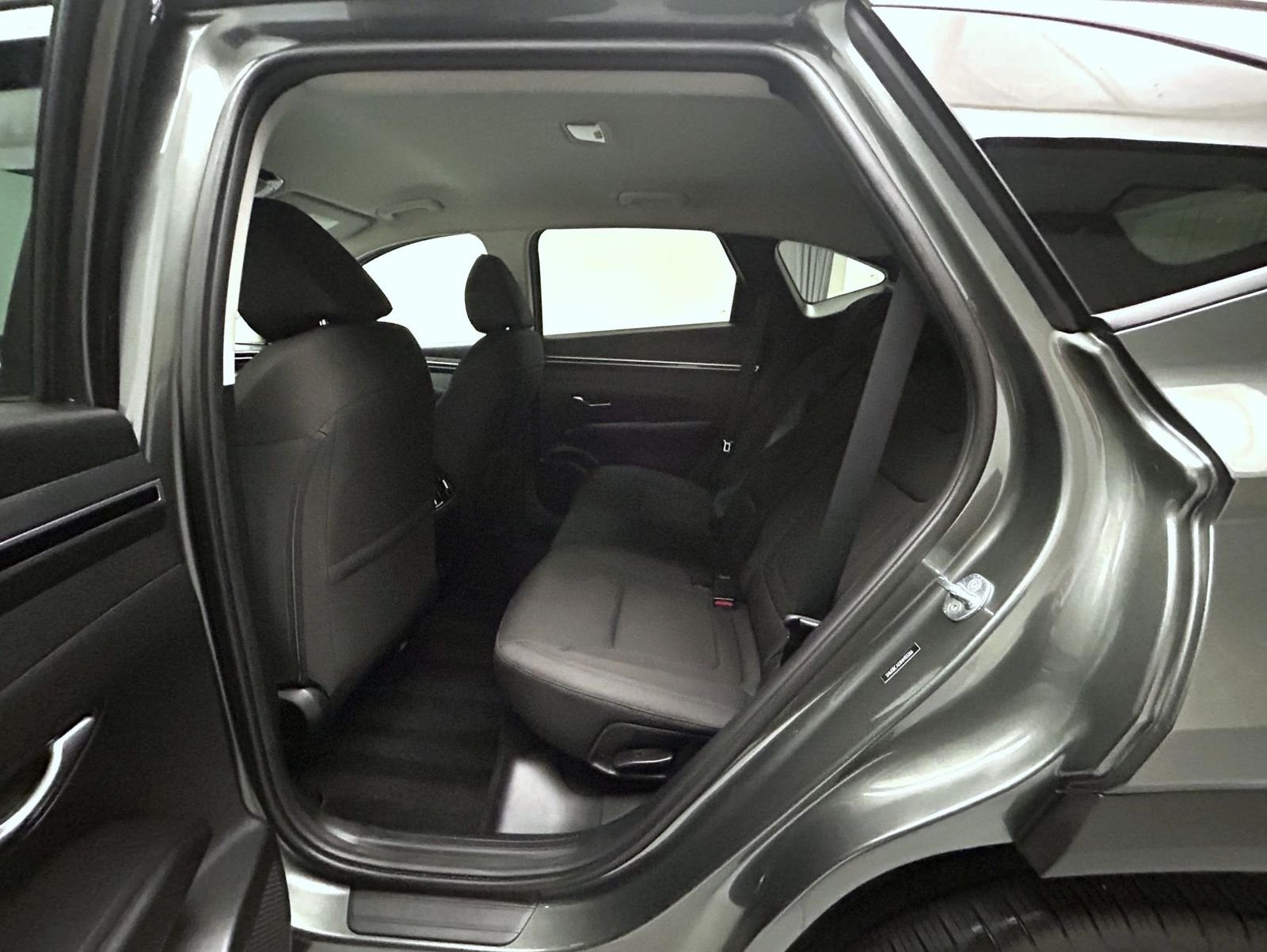 Used 2022 Gray Hyundai SEL image 19