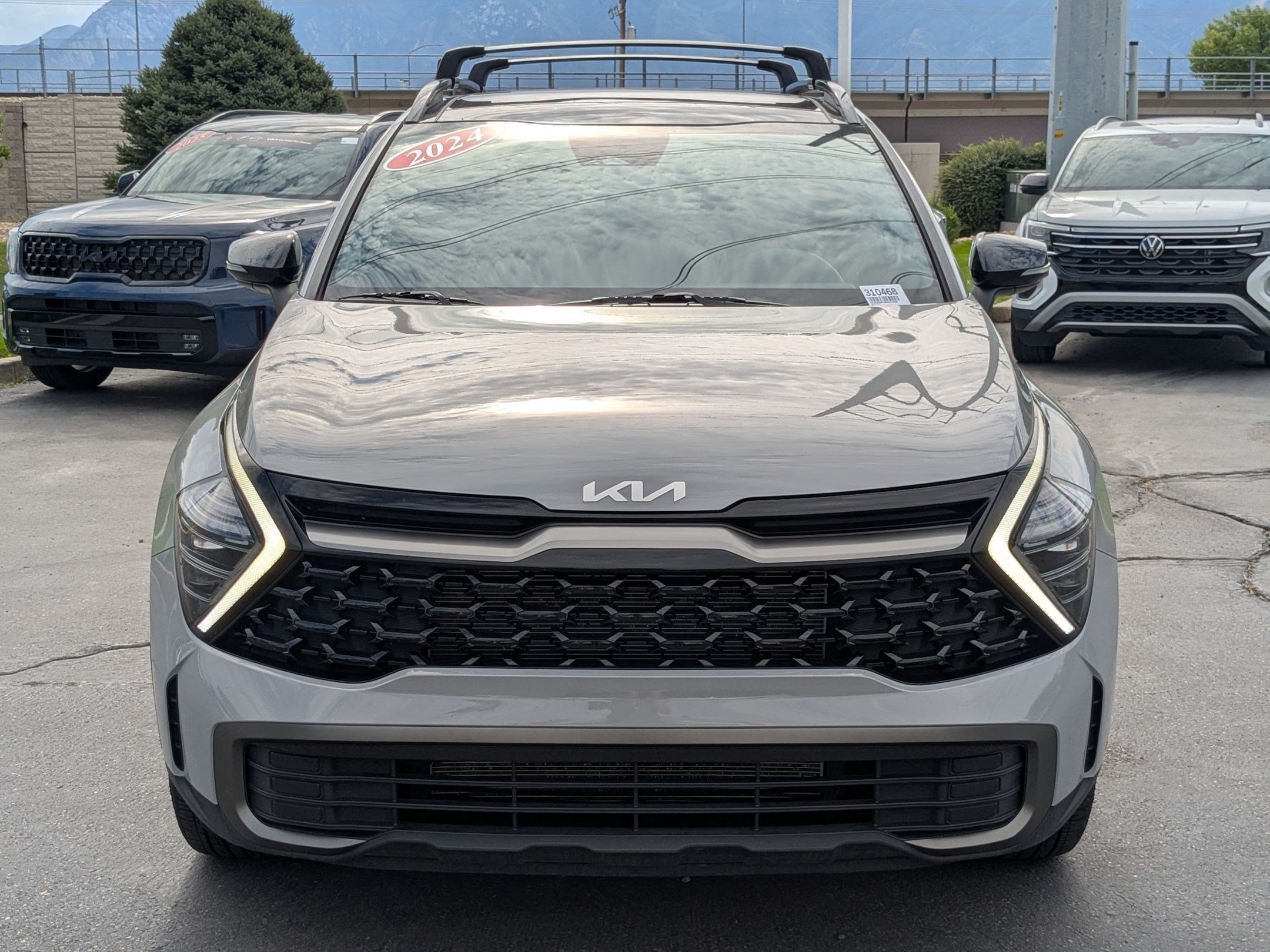 Used 2024 Wolf Gray Kia X-Line image 8