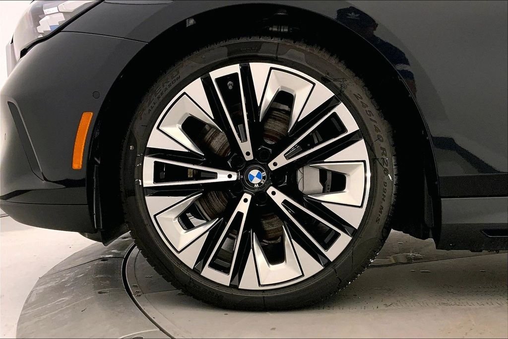 New 2026 Black Sapphire Metallic BMW xDrive40 image 9