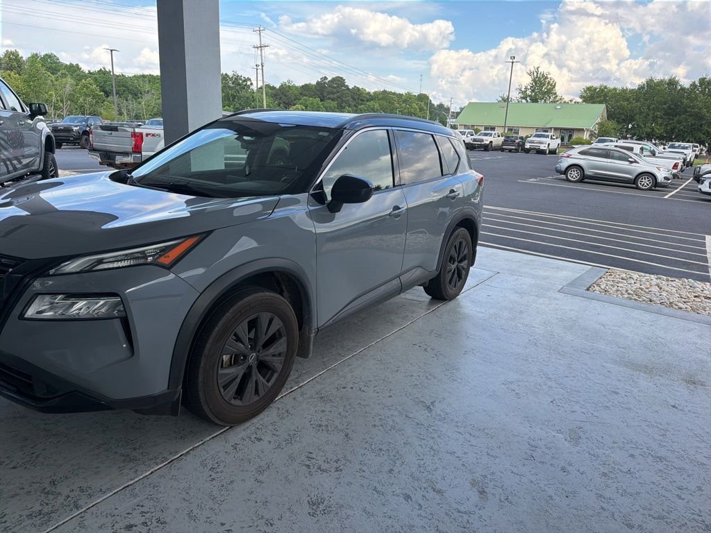 2023 Nissan Rogue SV FWD's photo