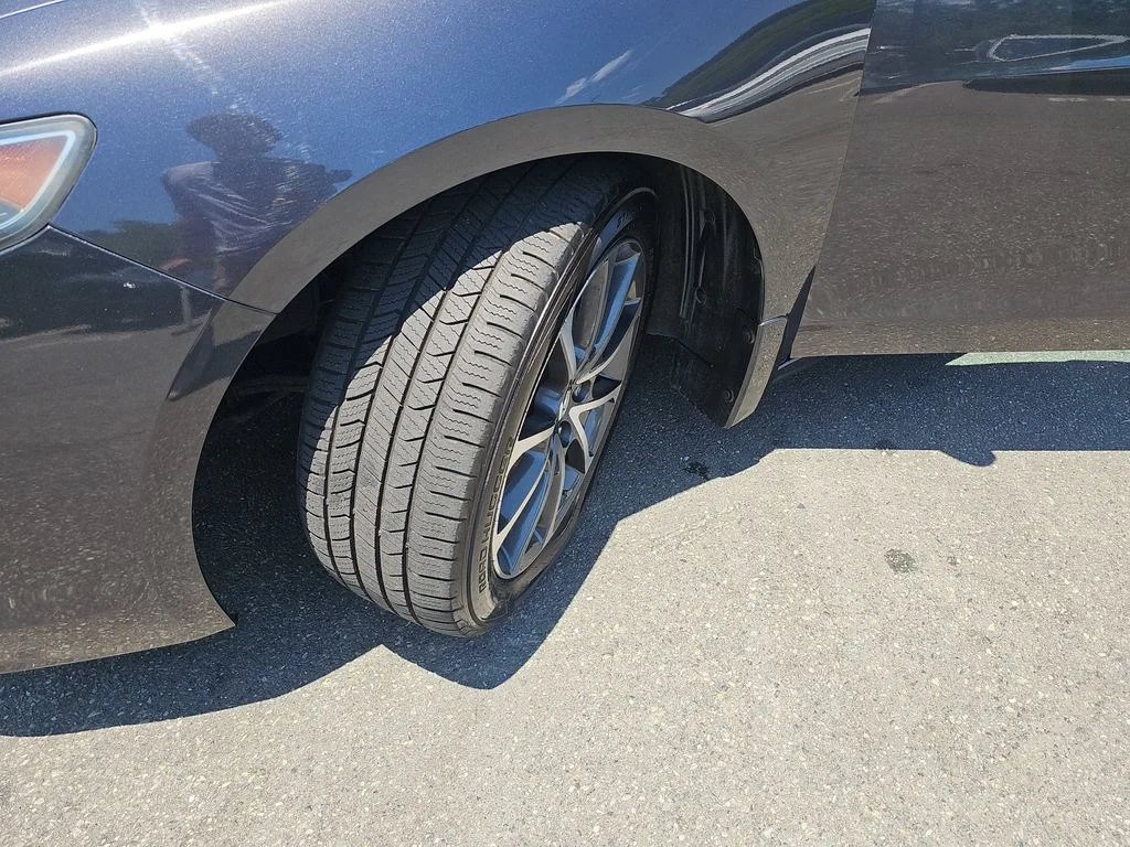 Used 2015  Acura V6 Tech image 30