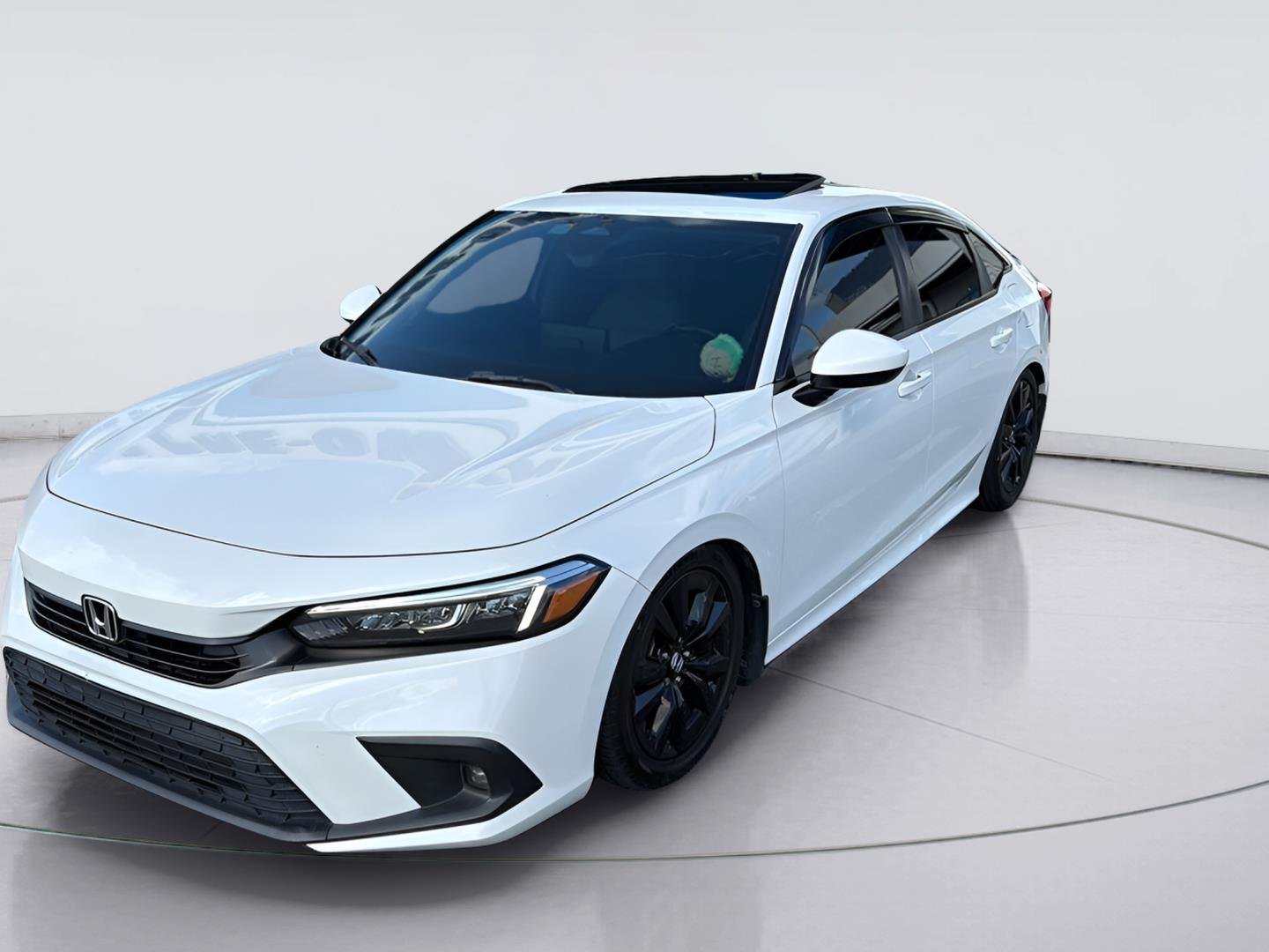 Used 2023 White Honda EX w/o BSI image 1