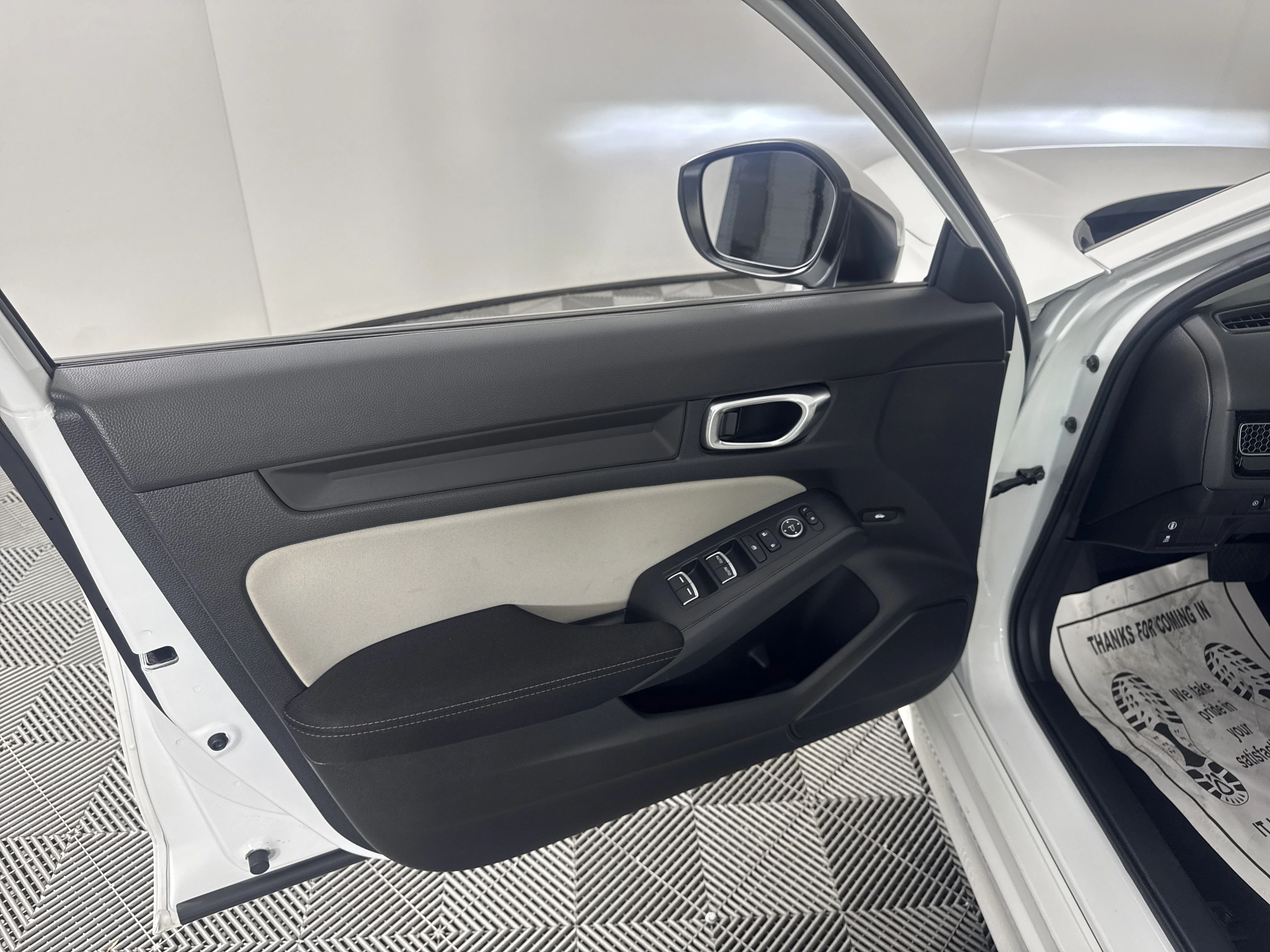 2023 Honda Civic LX - Photo 13