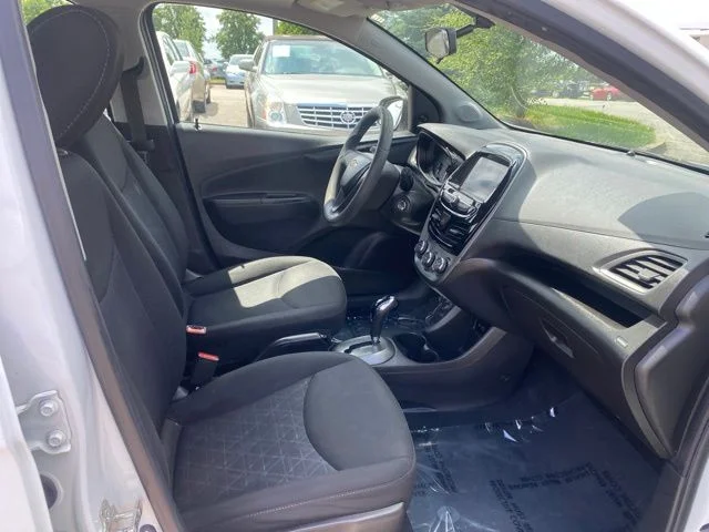 Used 2020 White Chevrolet LS image 24