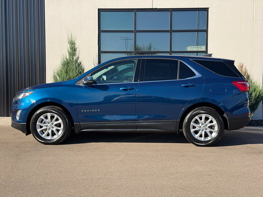 Used 2019 Blue Chevrolet LT image 2