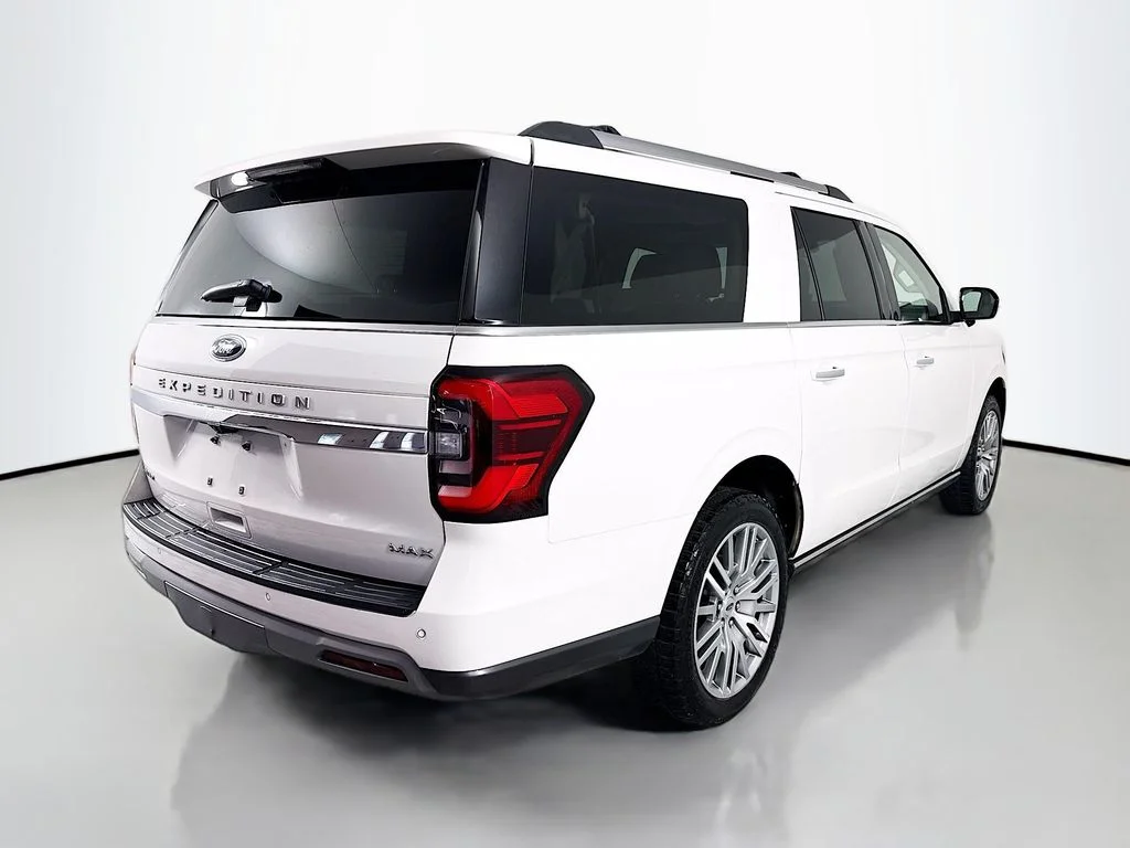 Used 2023 White Metallic Ford Limited image 9