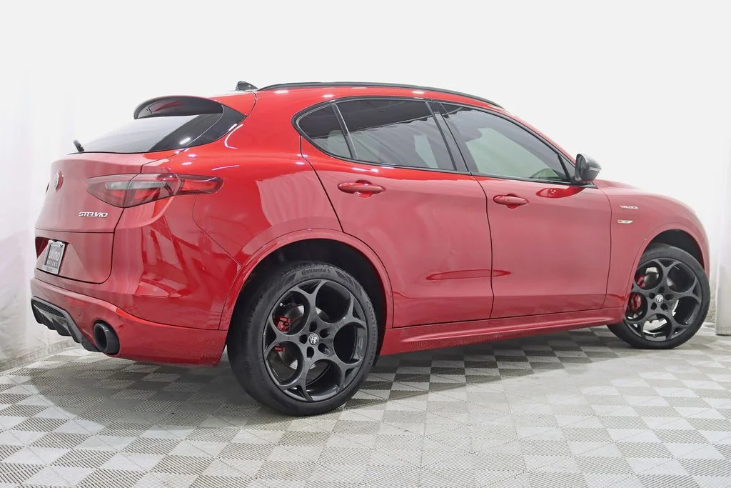 2023 Alfa Romeo Stelvio Veloce
