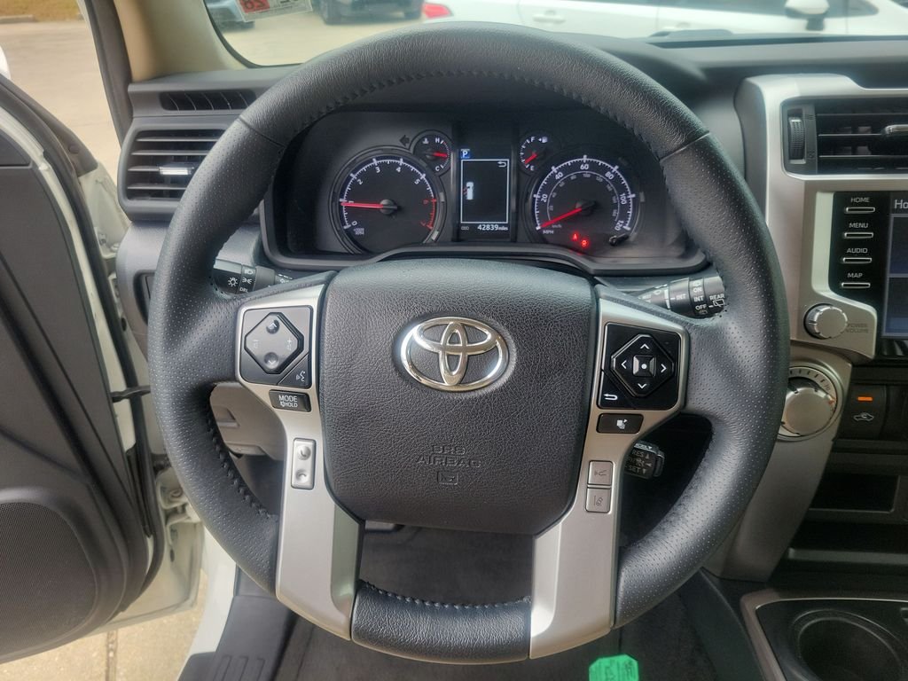 Used 2023 White Toyota SR5 image 24