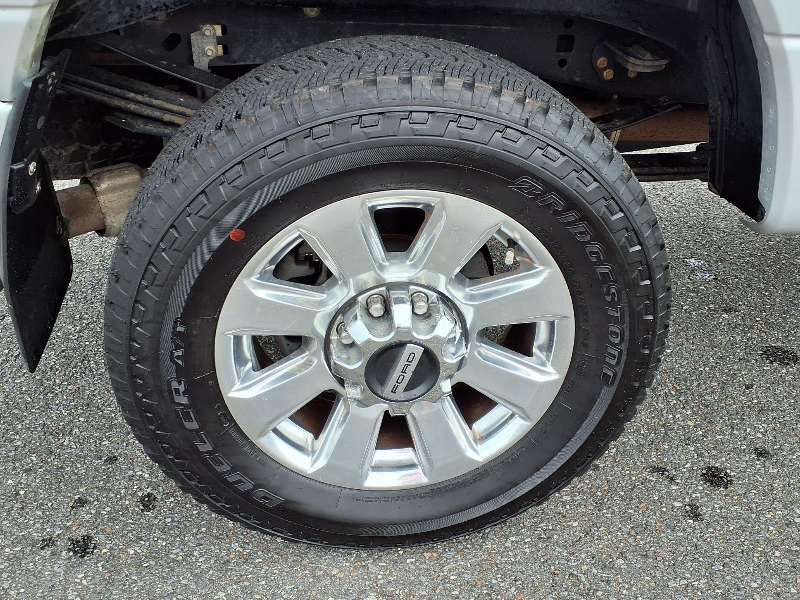 Used 2019  FORD  image 13