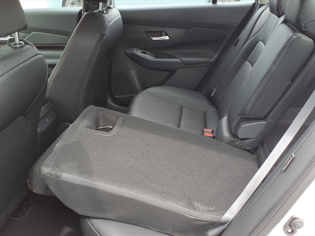 New 2026 Aspen White TriCoat / Super Black Two-tone Nissan SR image 24