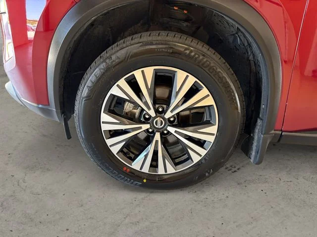 Used 2021 Red Nissan SV image 15