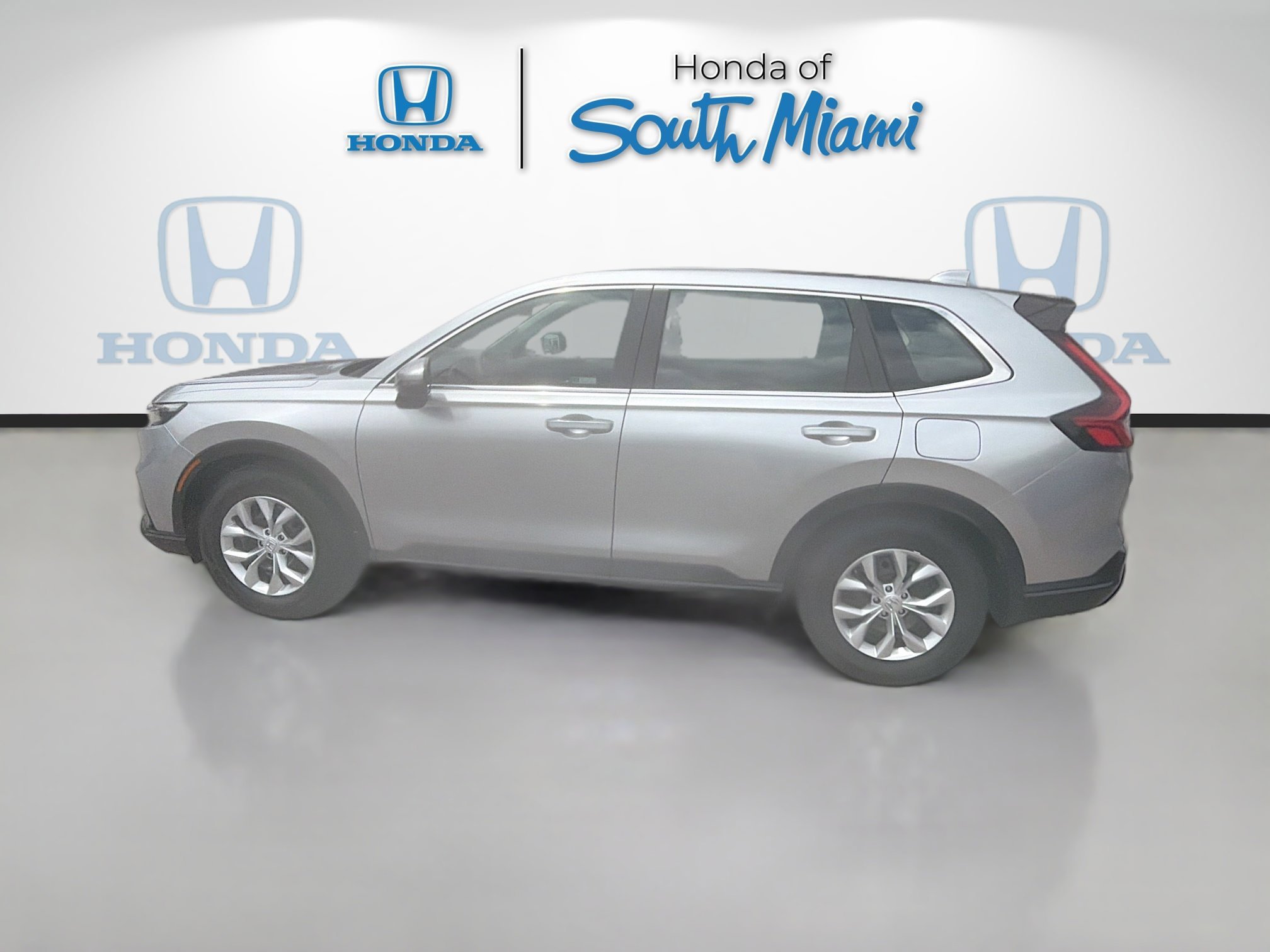 2024 Honda CR-V LX - Photo 4