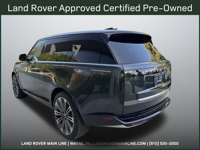 Certified Used 2025 Belgravia_Green Land Rover SE image 2