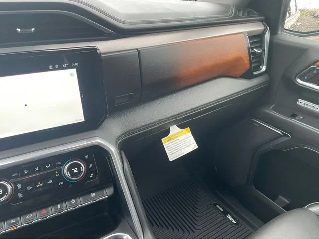 Used 2022 Black GMC Denali image 27
