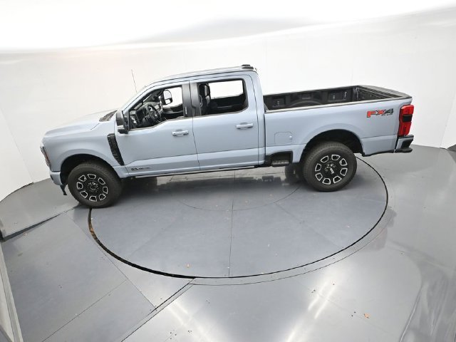 New 2026 Glacier Gray Metallic Tri-Coat Ford F-250® Platinum® image 44