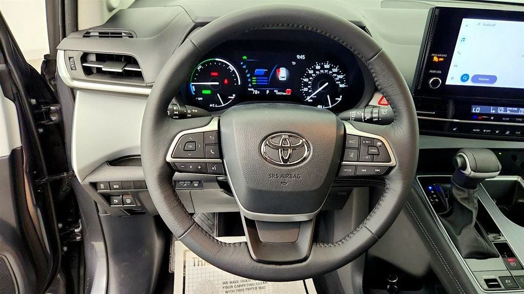 Used 2025 Magnetic Gray Metallic Toyota XLE AWD 7-Seater w/ Plus Pkg & 18