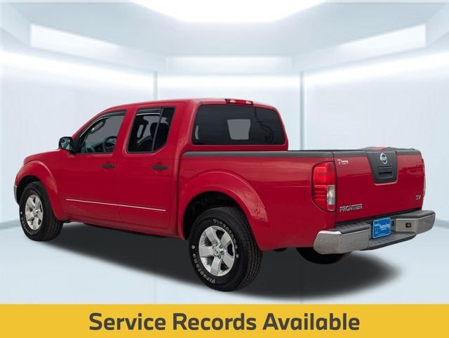 Used 2011 Red Nissan SV image 4
