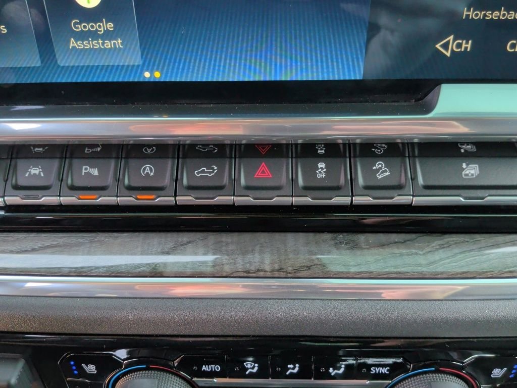 Used 2022 Blue Chevrolet LTZ image 29