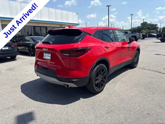 Used 2023 Red Chevrolet LT image 3