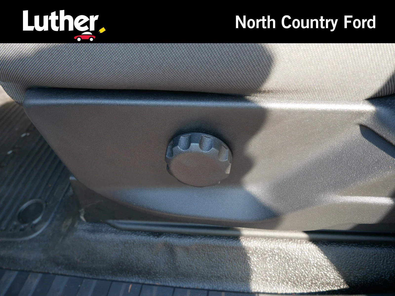 New 2024 Oxford White Ford F-450® XL image 19