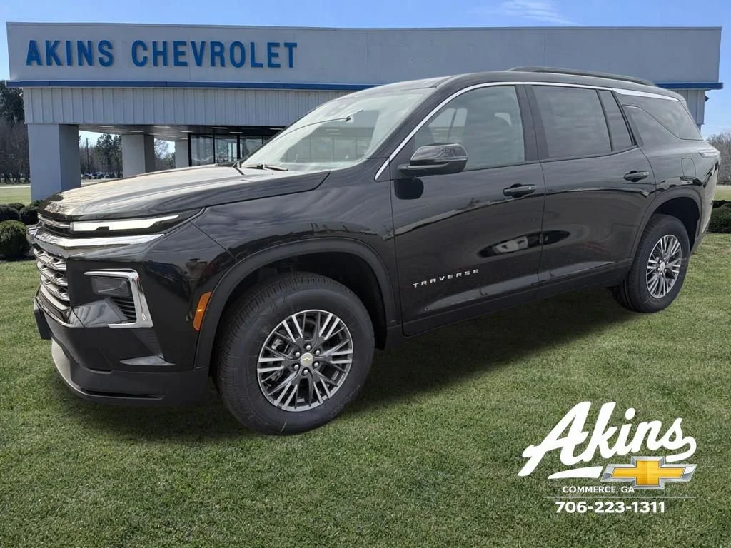 2026 Chevrolet Traverse FWD LT's photo