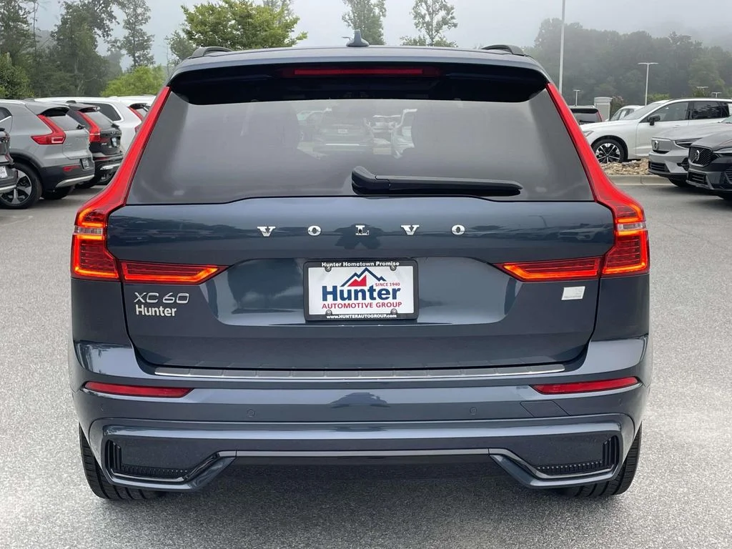 Certified Used 2024 Denim Blue Volvo Ultimate image 27
