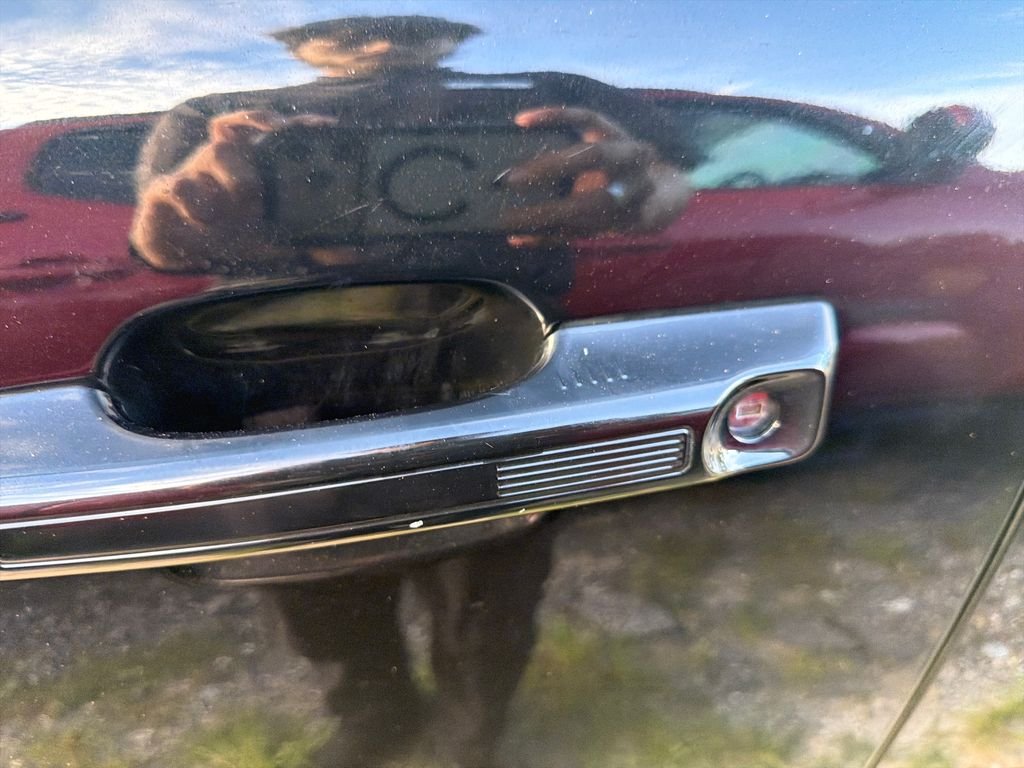 Used 2023 Black Ford Outer Banks image 10