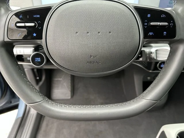 Used 2024 Blue Hyundai SE image 14