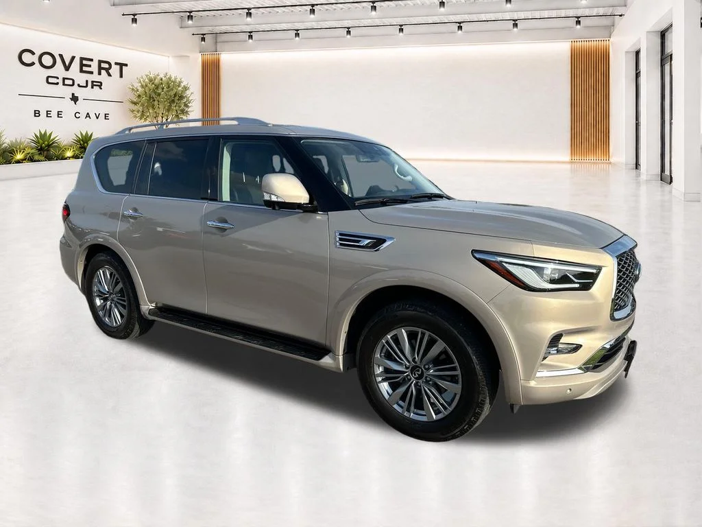 2022 INFINITI QX80 LUXE