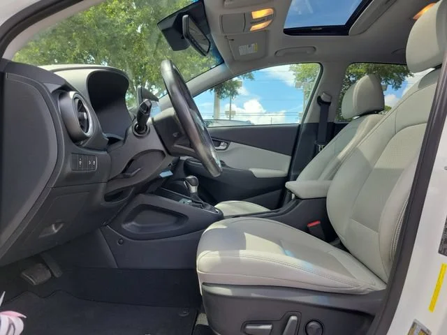 2022 Hyundai Kona Limited - Photo 23