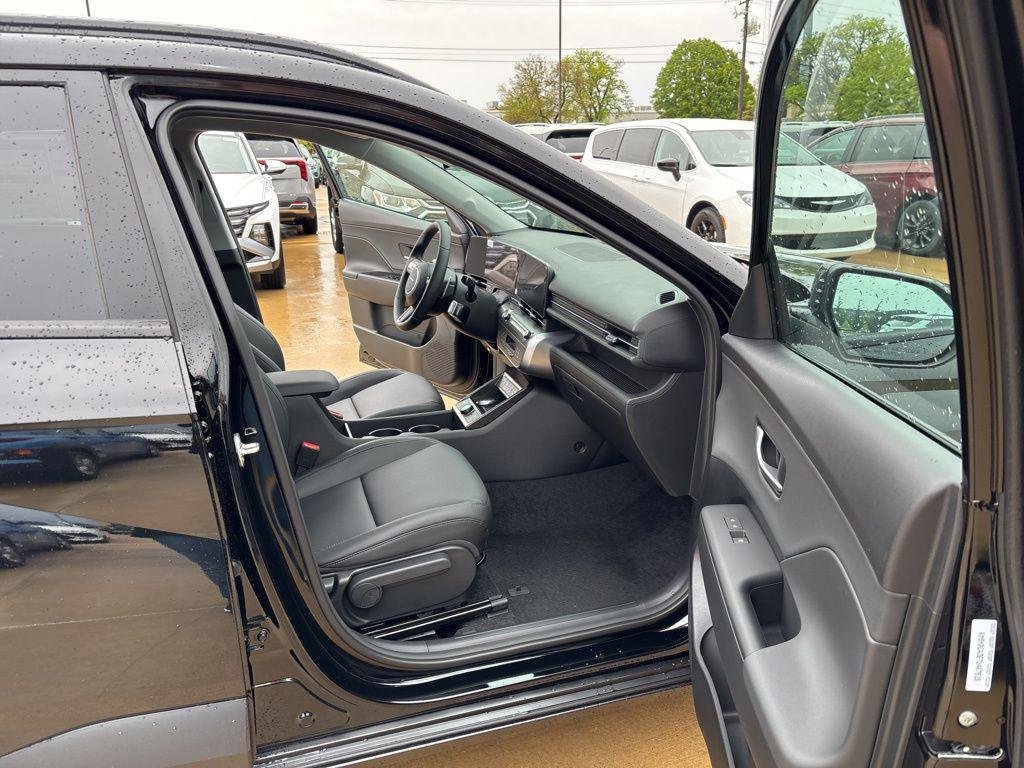 New 2026 Abyss Black Hyundai SEL Premium AWD image 33