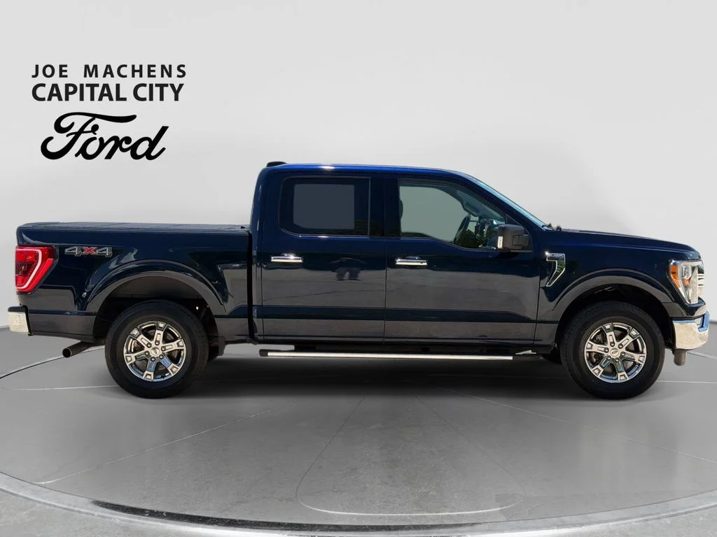Used 2023 Blue Ford XLT image 3