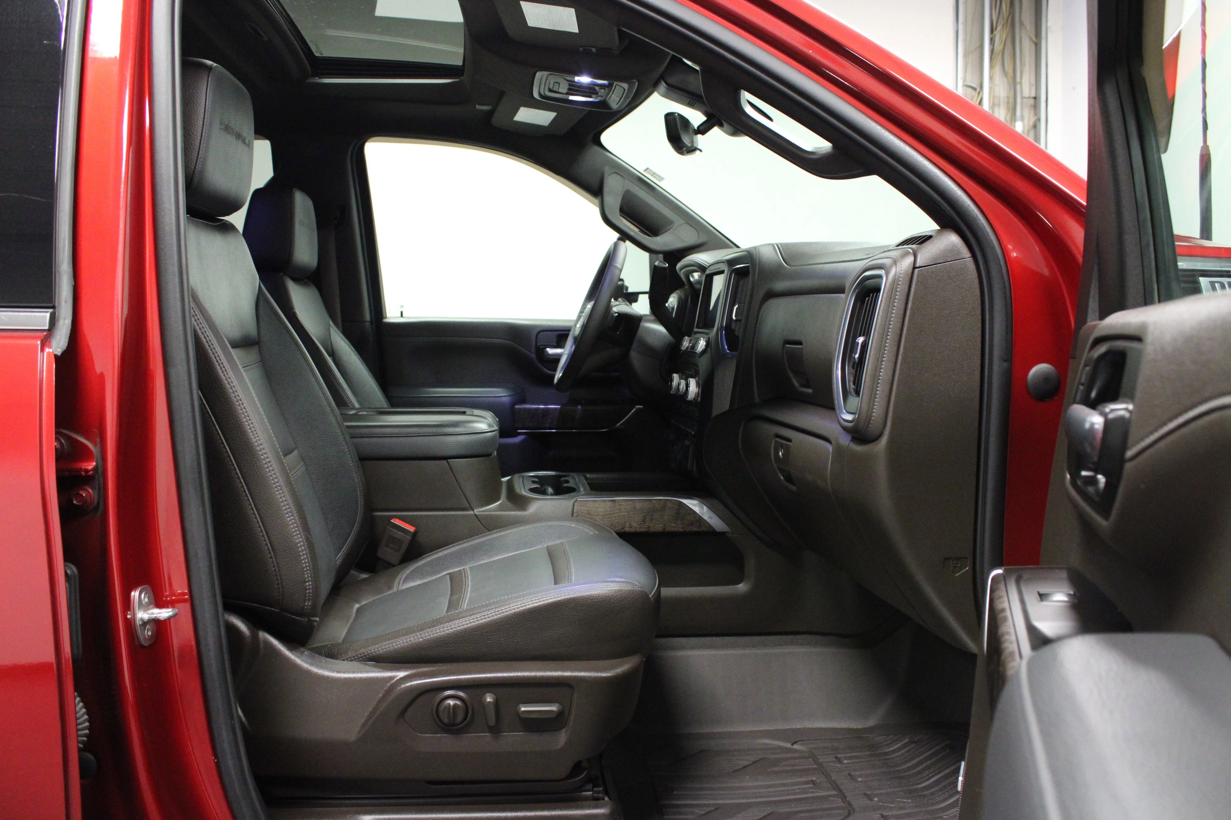 Used 2022 Cayenne Red Tintcoat GMC Denali DRW image 16