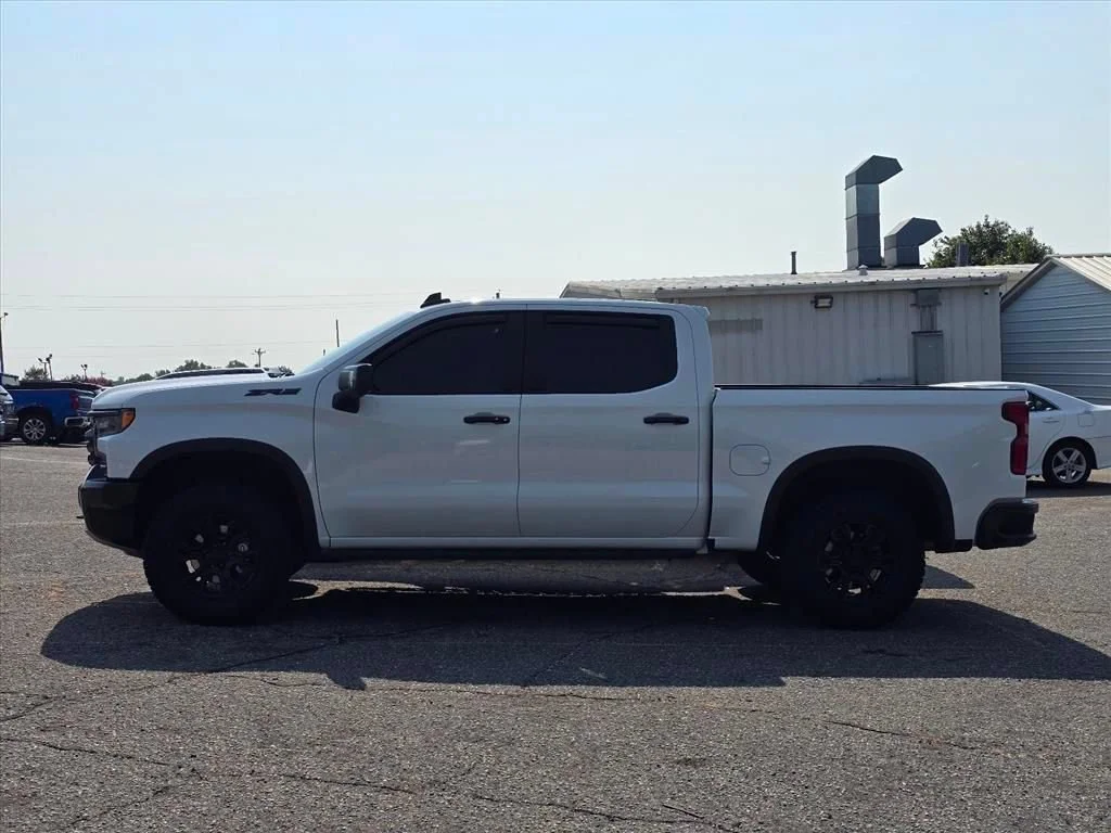 Used 2024 Summit White Chevrolet ZR2 image 11