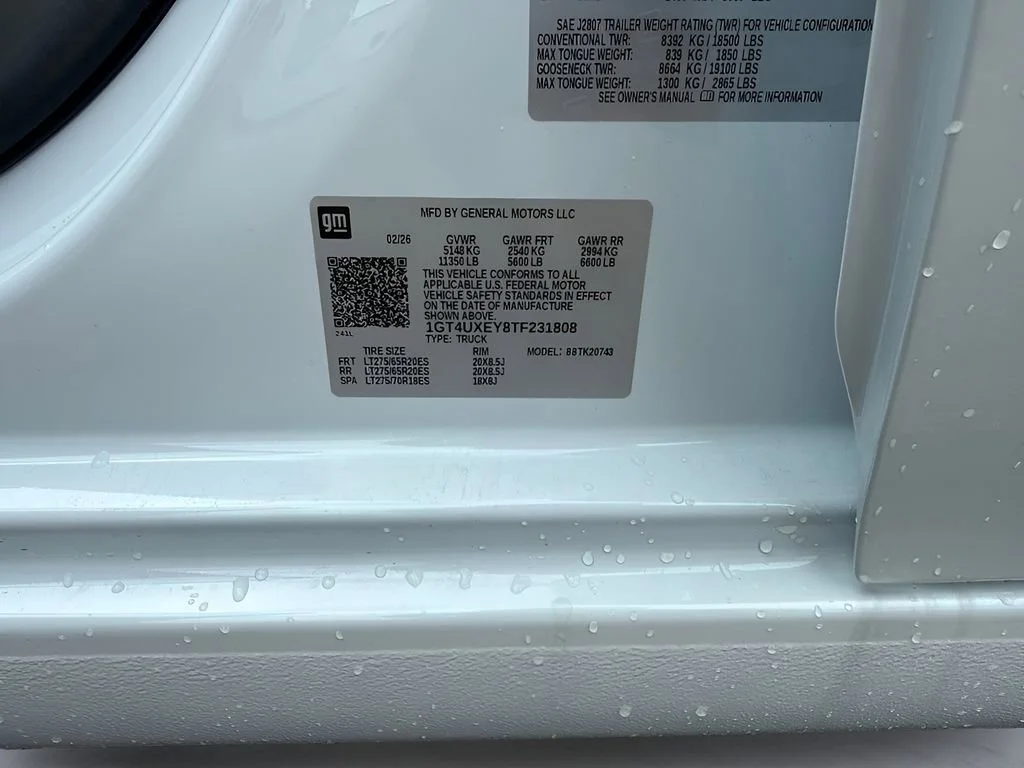 New 2026 Glacier White Tricoat GMC Denali Ultimate image 35