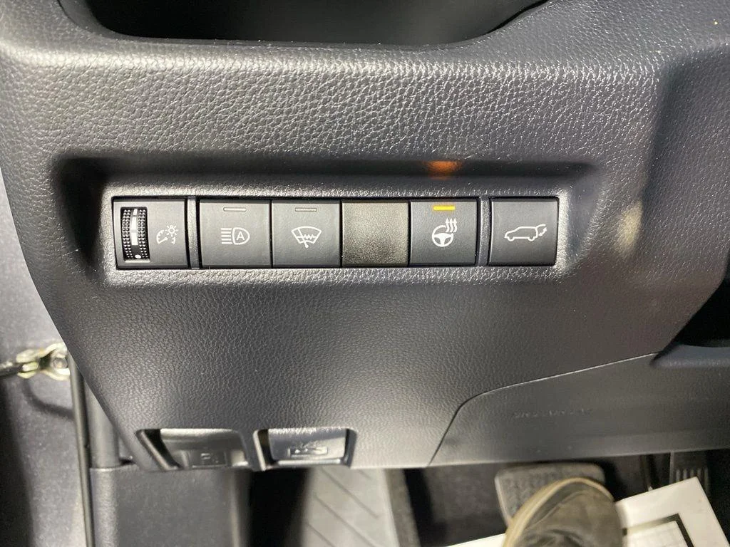 Used 2019 Magnetic Gray Metallic Toyota XLE image 24