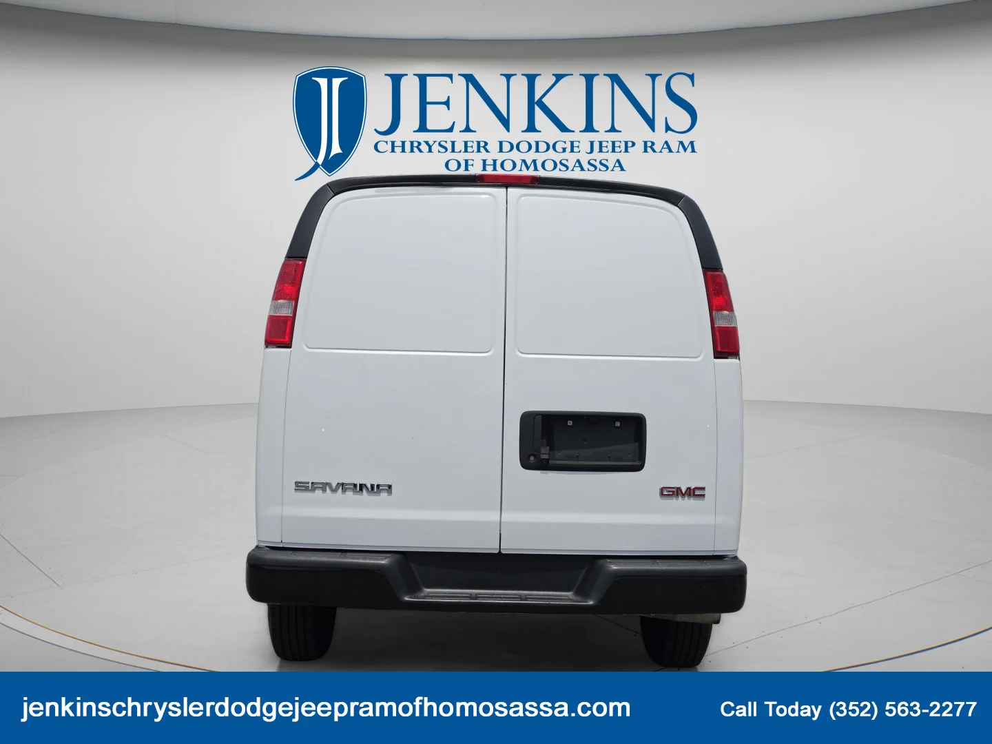 Used 2023 Summit White GMC Work Van image 5