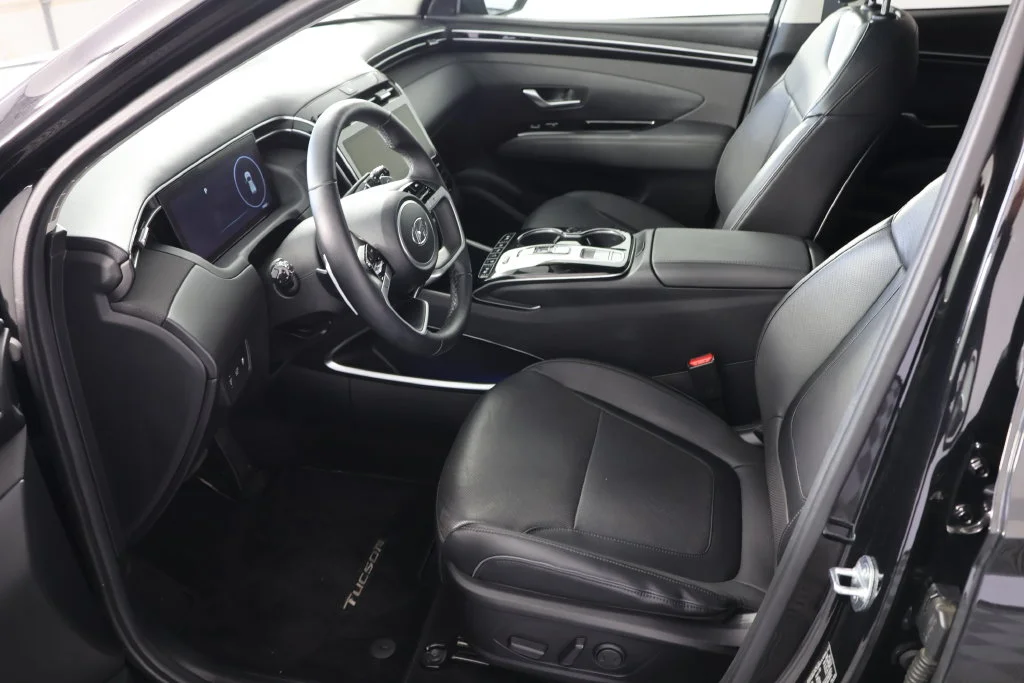 Used 2024 Black Pearl Hyundai Limited image 20