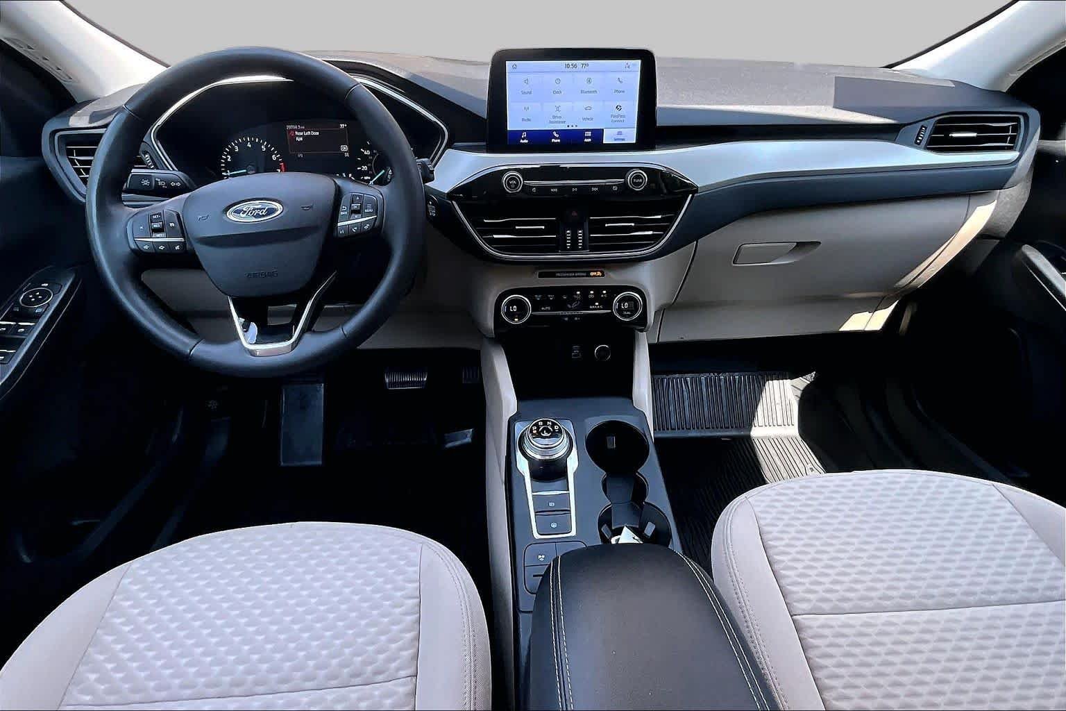 Used 2021 Antimatter Blue Metallic Ford SE image 15