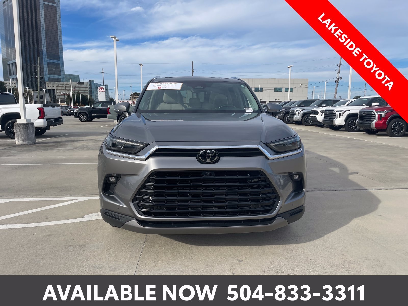 Certified Used 2025  Toyota Limited image 9