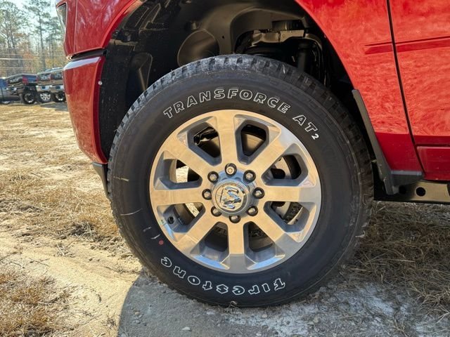 New 2026 Molten Red Pearl-Coat Exterior Paint RAM LARAMIE image 4