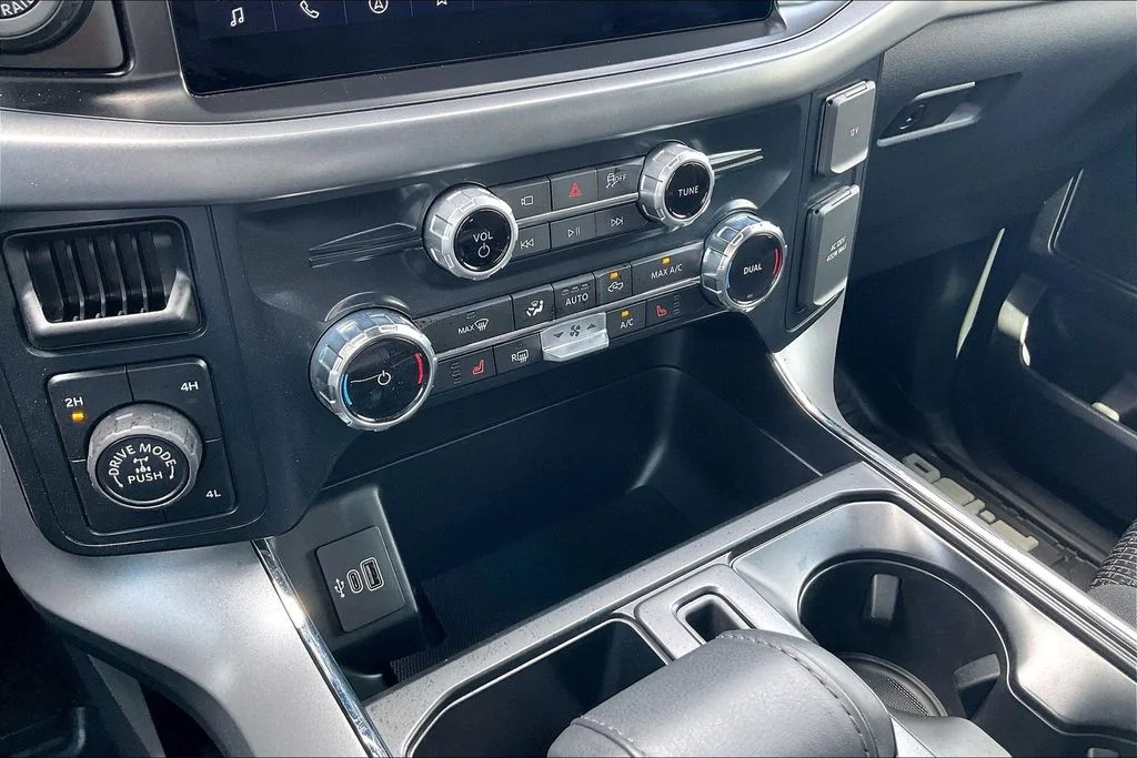 Used 2026 Gray Ford XLT image 25