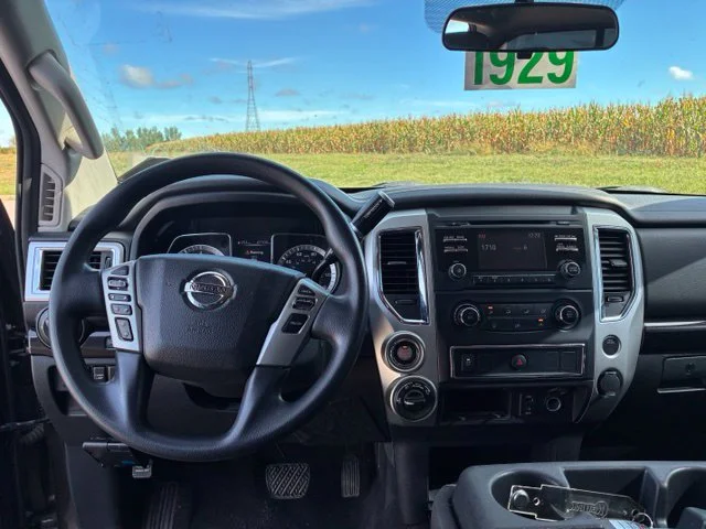 Used 2018 Brown Nissan SV image 11
